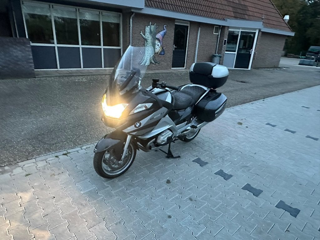 BMW R 1200 RT Toermotor met topkoffer en zijkoffers, 4 cilinders, Motorrijbewijs A, Gebruikt, Particulier