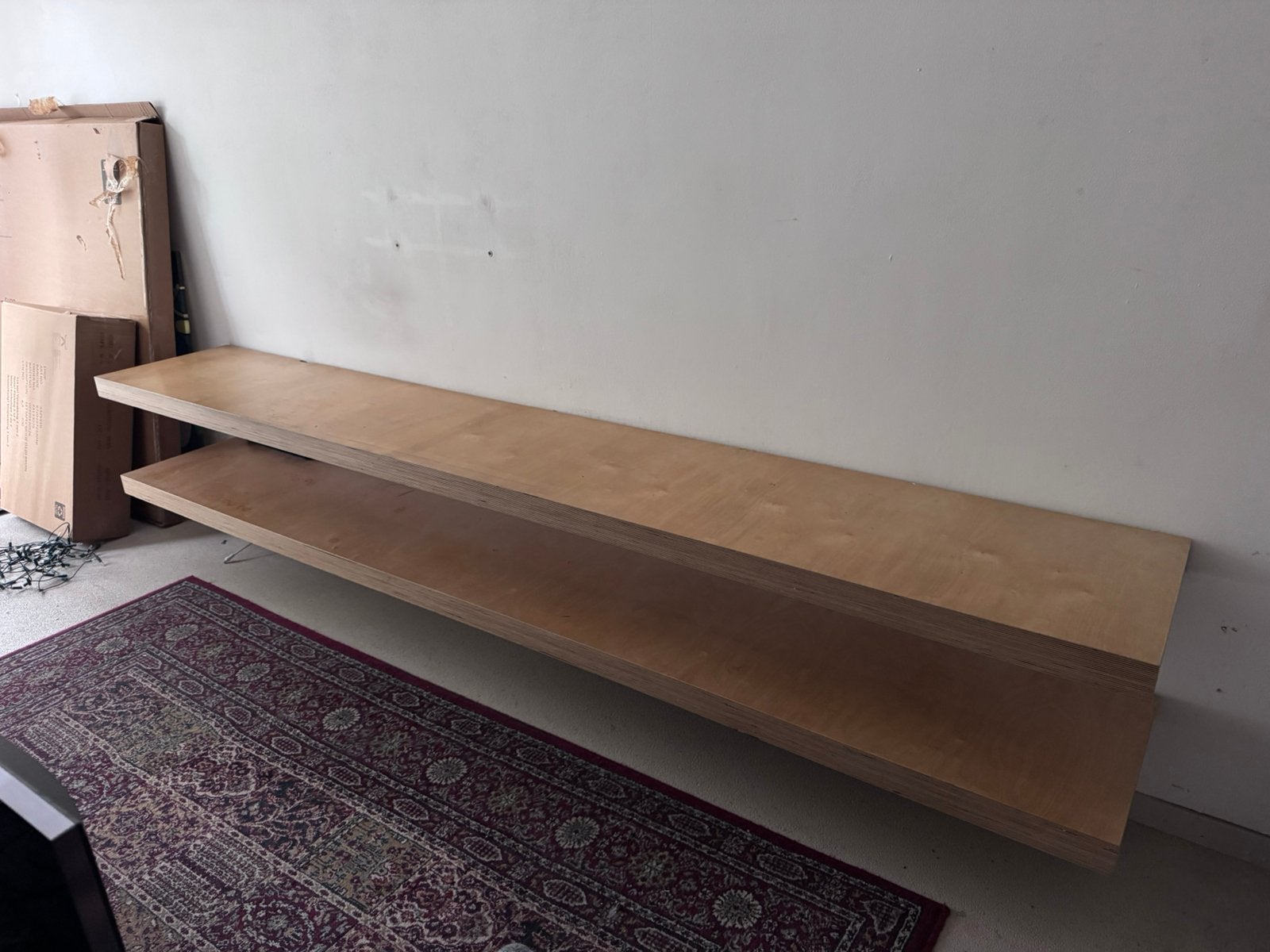 2x dik multiplex zwevend wandblad + stalen muursteunen, Doe-het-zelf en Verbouw, Ophalen, Gebruikt, 250 tot 300 cm, Plank