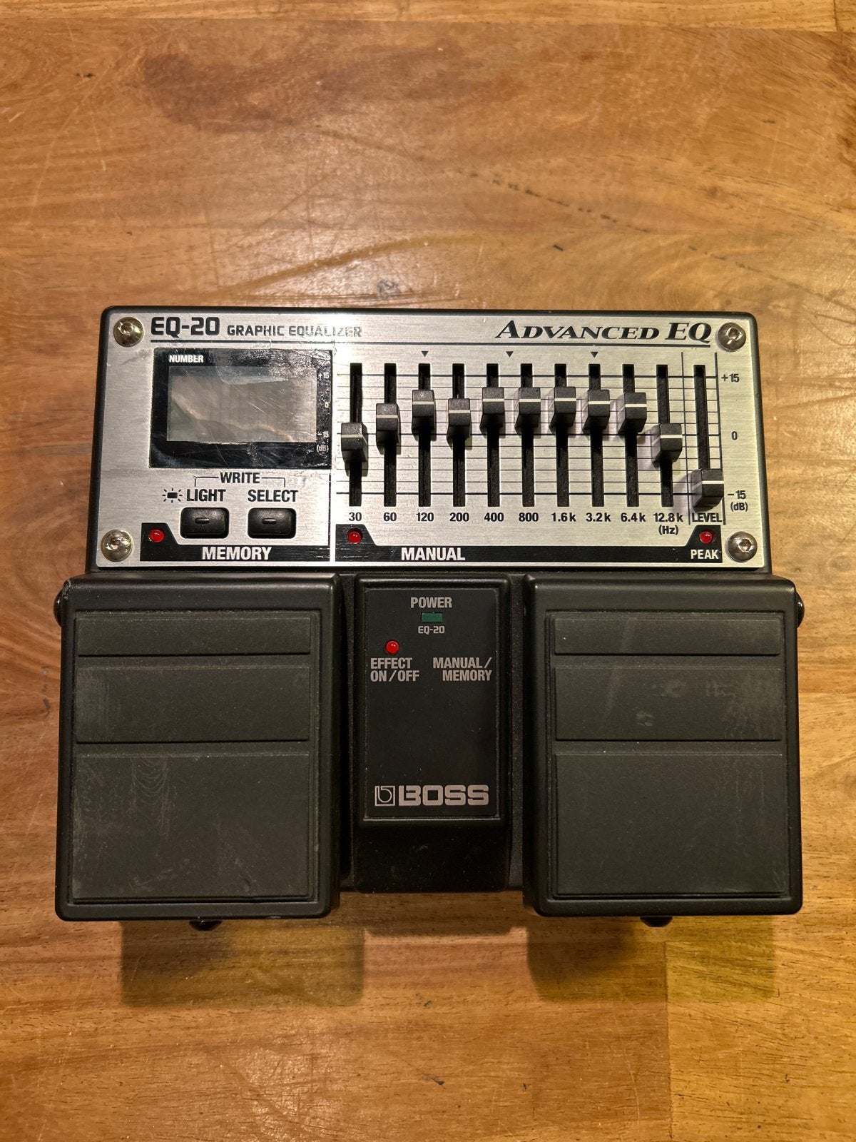 BOSS EQ-20 Graphic Equalizer Gitaar Pedaal, Ophalen of Verzenden, Gebruikt, Equalizer