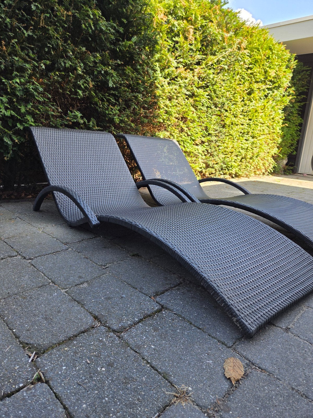 2x Wicker ligstoelen, Ophalen, Zo goed als nieuw, Wicker