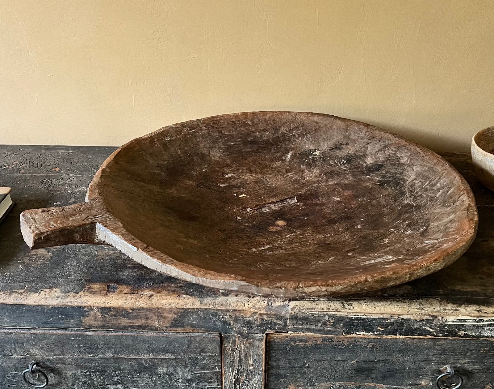 Grote houten schaal, 54 cm doorsnede, Huis en Inrichting, Woonaccessoires | Schalen en Manden, Ophalen, Gebruikt, Schaal, Rond