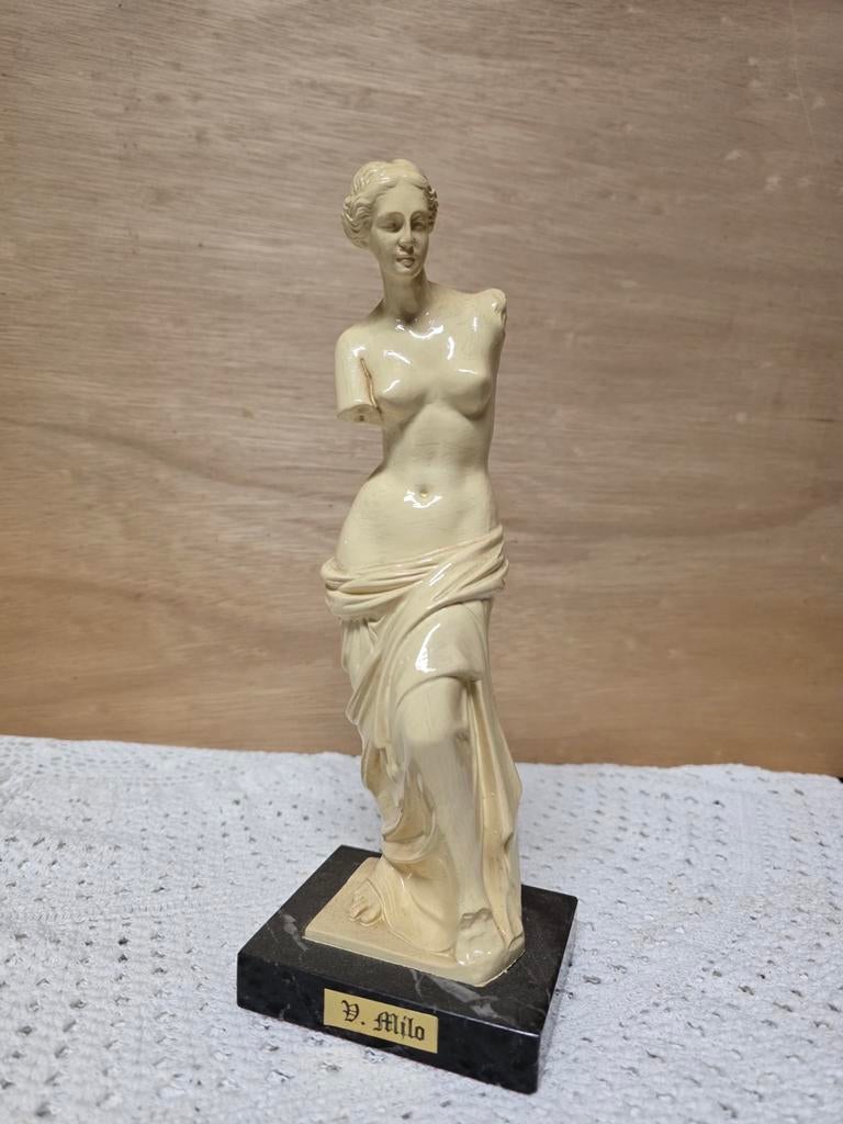 Venus van Milo beeldje, ivorine op marmeren sokkel, Ophalen of Verzenden