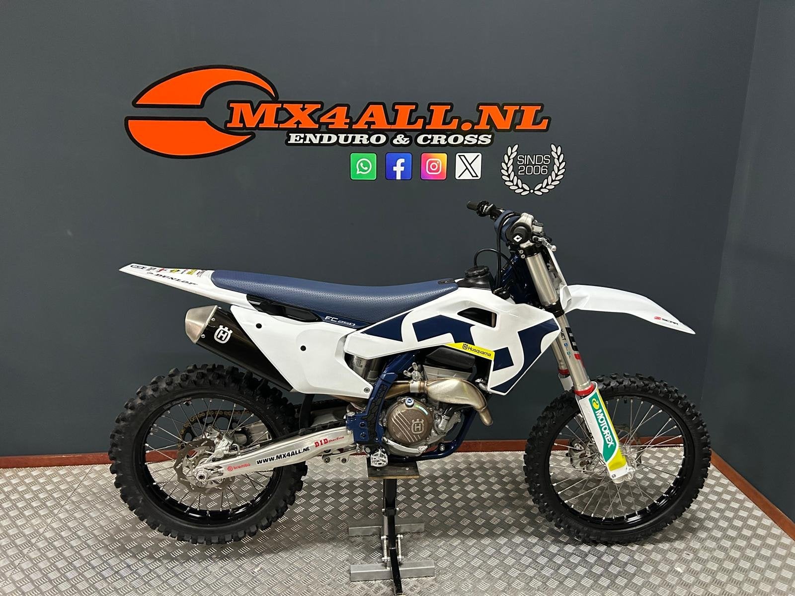 KTM Husqvarna FC 250 2026 no KTM 250 SXF (bj 2026), 250 cc, Crossmotor, Gebruikt, Bedrijf