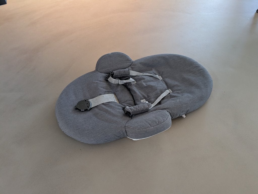 Stokke Steps Newborn Deep Grey White, Ophalen, Zo goed als nieuw, Overige typen, Gordel(s)