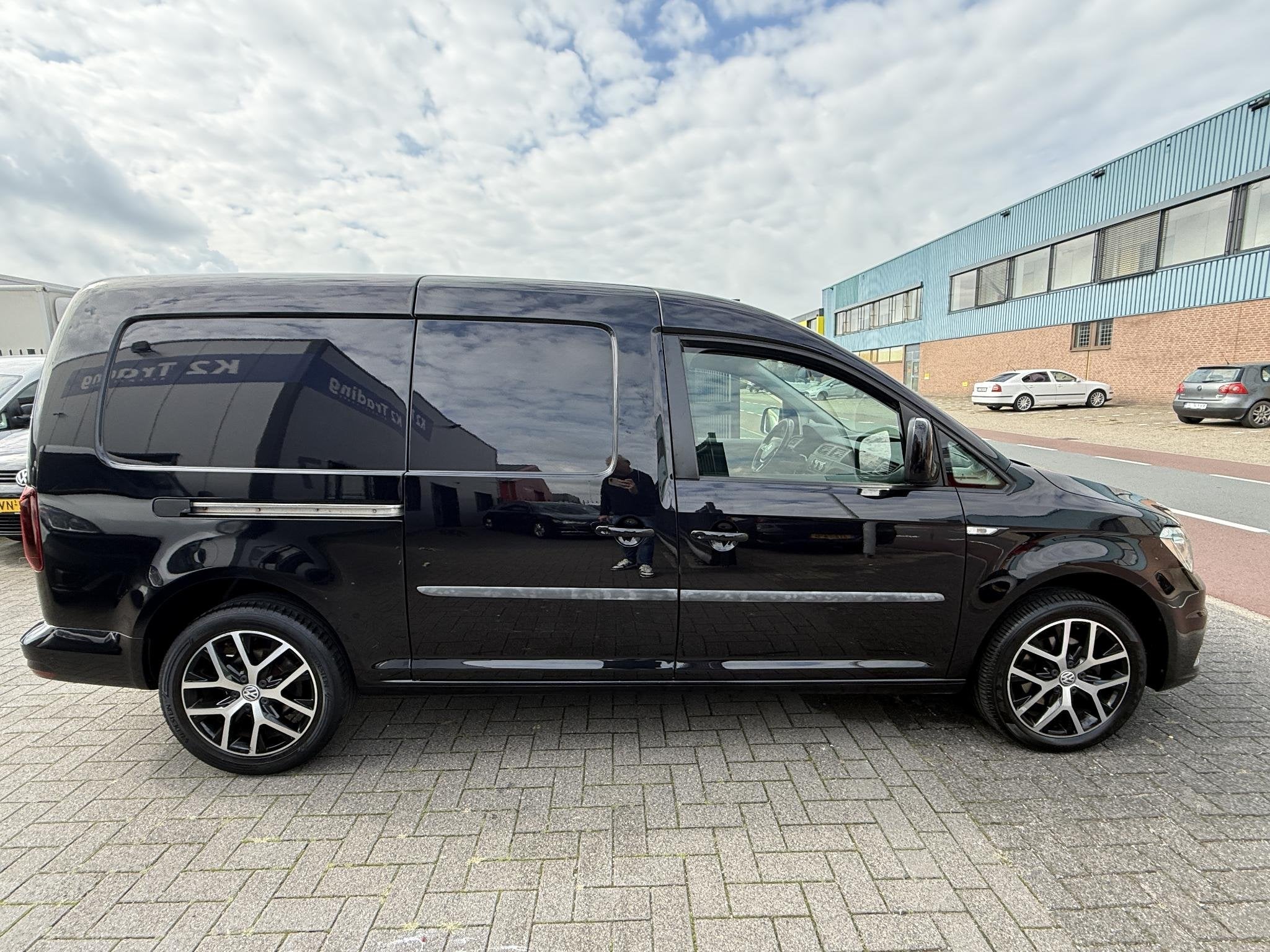 Volkswagen Caddy 2.0 TDI L2H1 BMT Maxi Highline Euro-6 Xenon, Voorwielaandrijving, Stof, Gebruikt, 4 cilinders