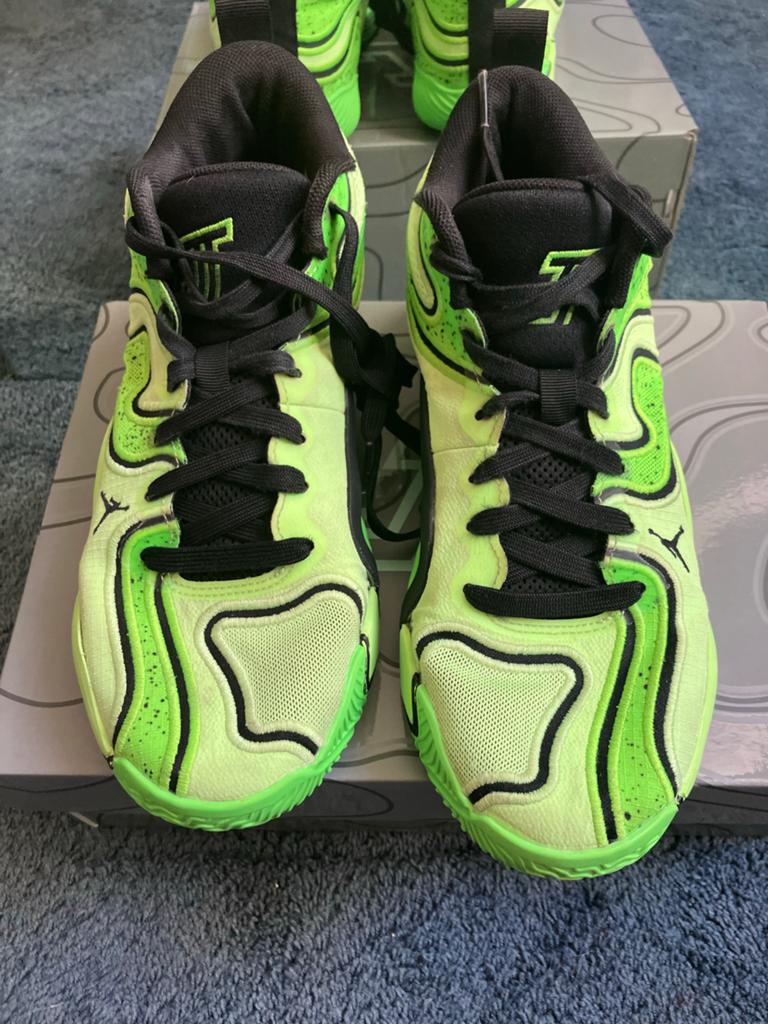 Jordan Tatum 3 'Ghost Green' Sneakers - Maat 41, Ophalen of Verzenden, Gedragen, Overige kleuren, Sneakers of Gympen