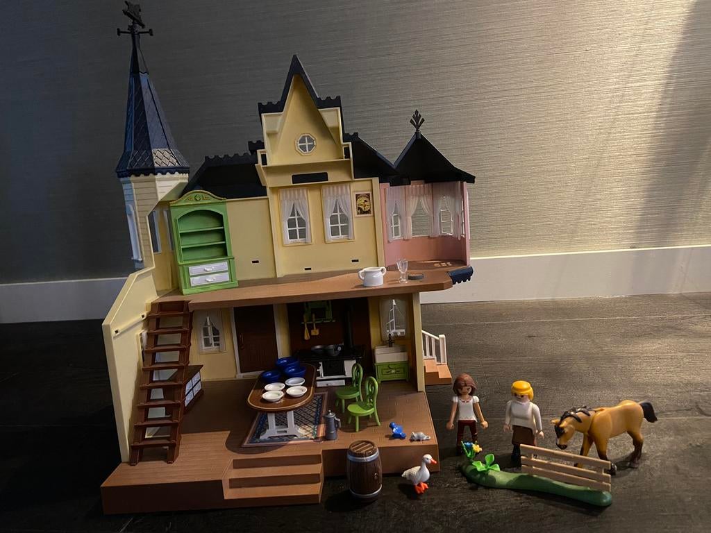 Playmobil - Huis Lucky en Spirit, Ophalen, Zo goed als nieuw