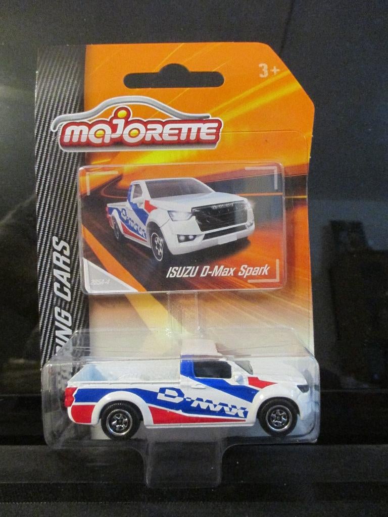 1:61 Isuzu D-Max Spark - Majorette Racing in sealed blister, Ophalen of Verzenden, Nieuw, Auto