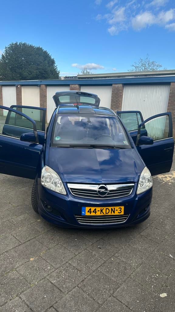 Opel Zafira 1.8 2009 Blauw, Auto's, Opel, Voorwielaandrijving, 4 cilinders, Blauw, Particulier