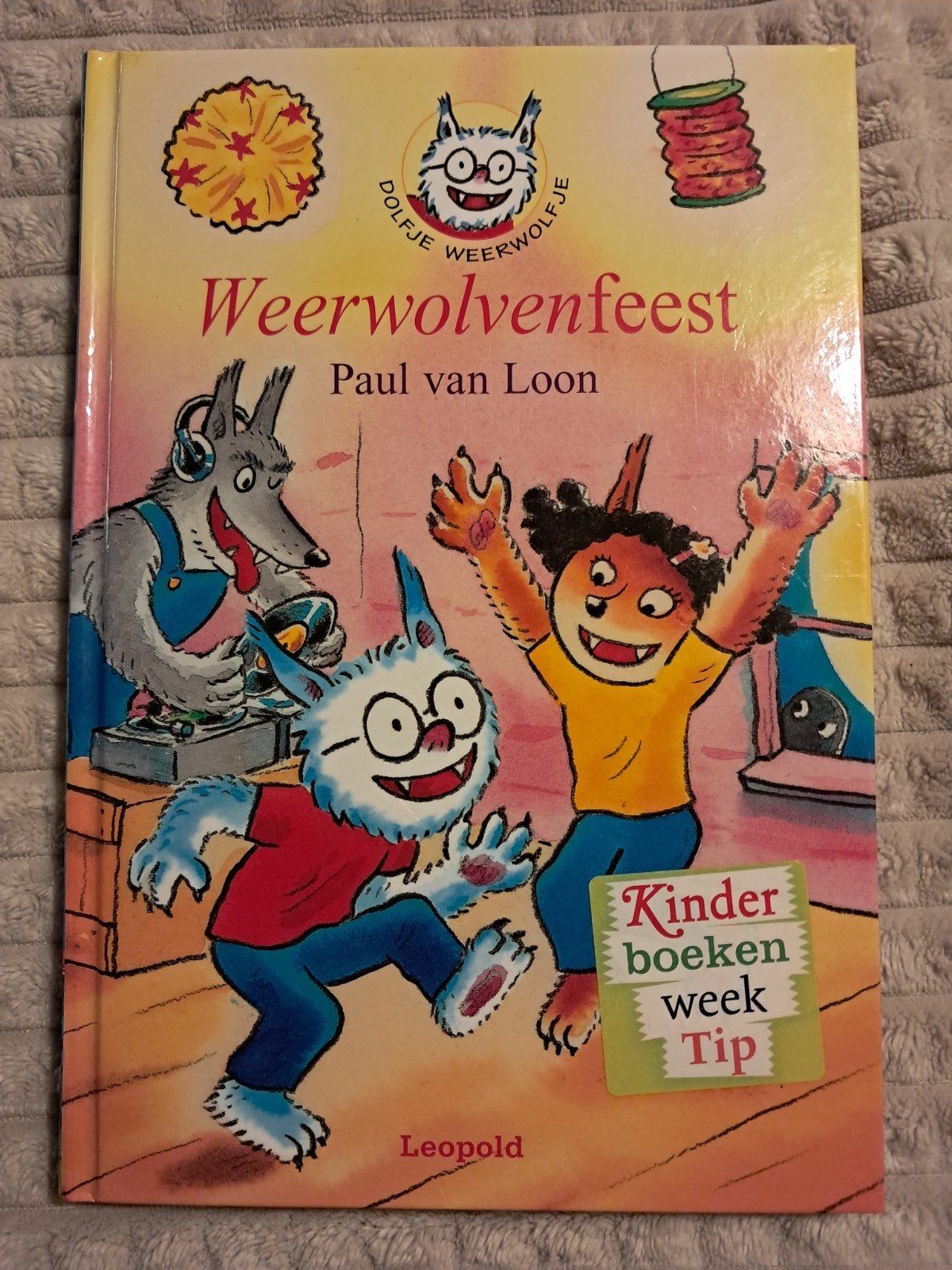 Paul van Loon - Weerwolvenfeest, Boeken, Fictie algemeen, Paul van Loon, Ophalen of Verzenden, Zo goed als nieuw
