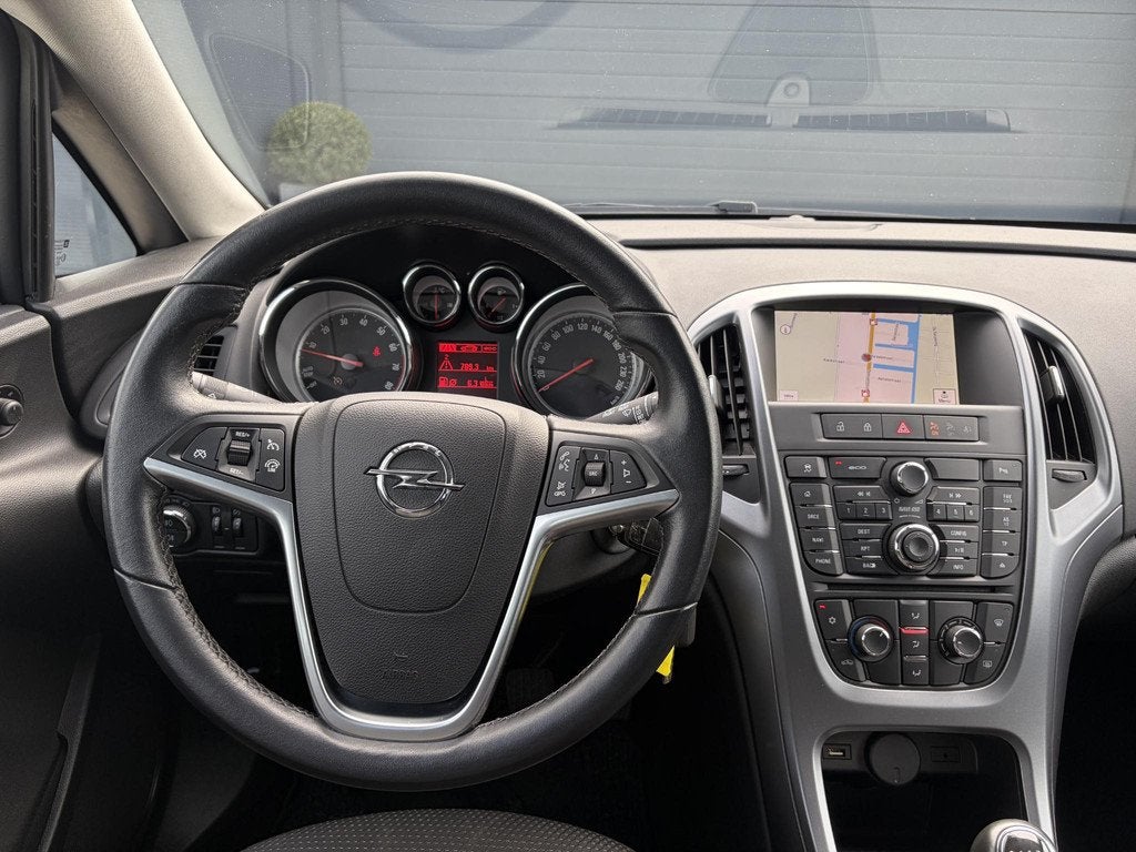 Opel Astra Sports Tourer 1.4 Turbo Blitz Navi,Trekhaak,120pk, Auto's, Voorwielaandrijving, Stof, Gebruikt, 4 cilinders