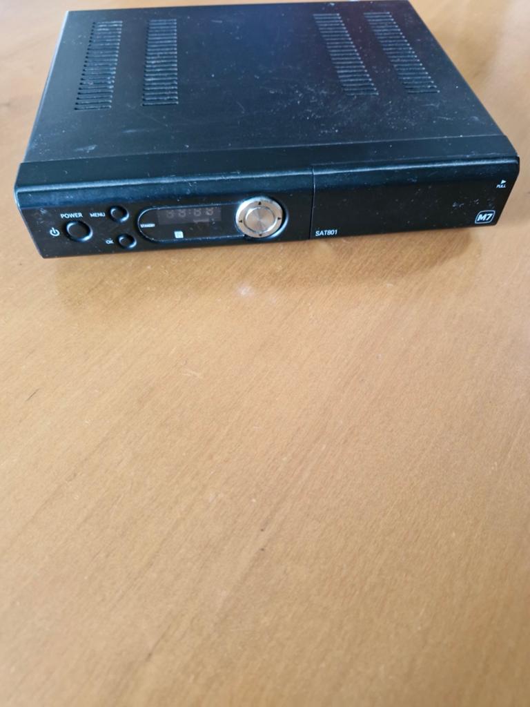 M7 SAT801 Decoder - Digitale satellietontvanger, Ophalen of Verzenden, Gebruikt, Decoder