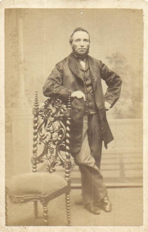 CDV - H. J. Weesing - Binnen Brouwerstr- Amsterdam, Gebruikt, Verzenden, Foto, Klederdracht