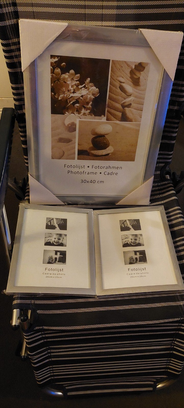 3 Fotolijsten: 1x 30x40 cm en 2x 20x25 cm, Ophalen, Nieuw
