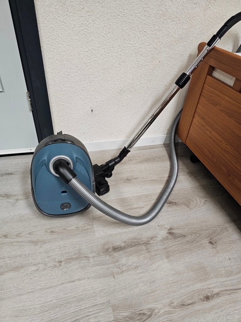 Nilfisk one stofzuiger voor €30,-, Ophalen, Gebruikt, Nvt, Nvt