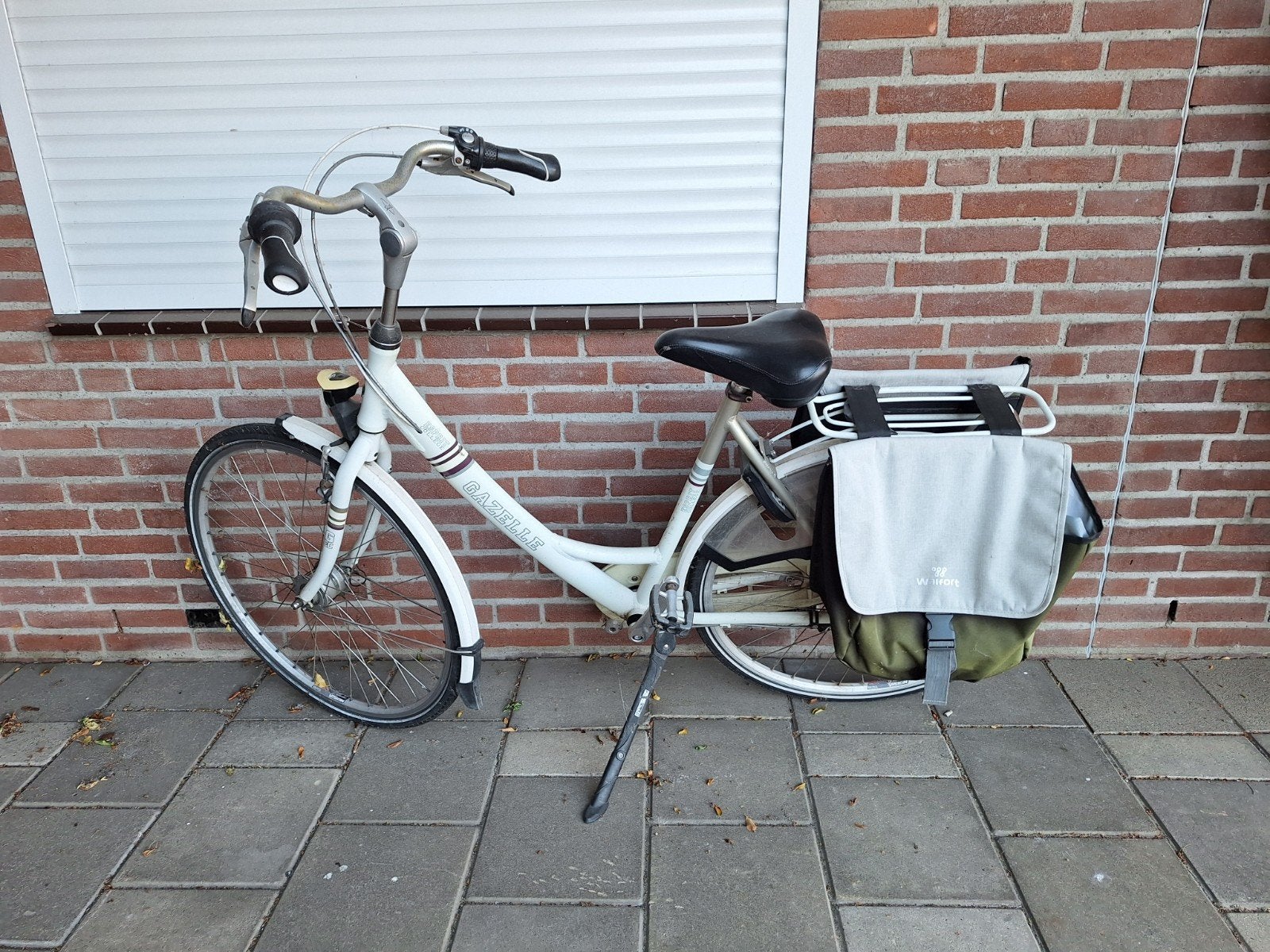 damesfiets gazelle 28 inch, Ophalen, Gebruikt, Velgrem, Versnellingen