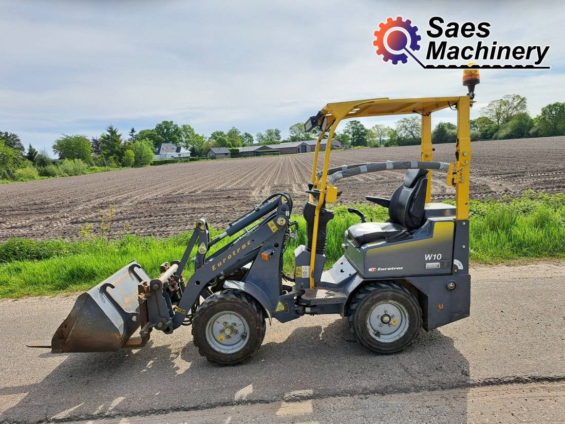 Eurotrac W10 - Kniklader, Wiellader of Shovel