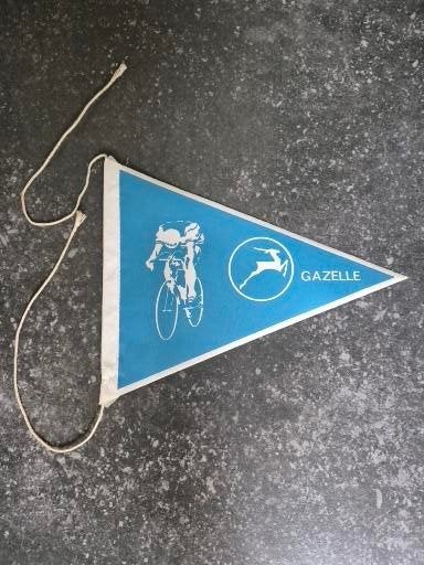 Gazelle vlaggetje jaren zeventig nieuw, Ophalen of Verzenden, Nieuw, Gebruiksvoorwerp