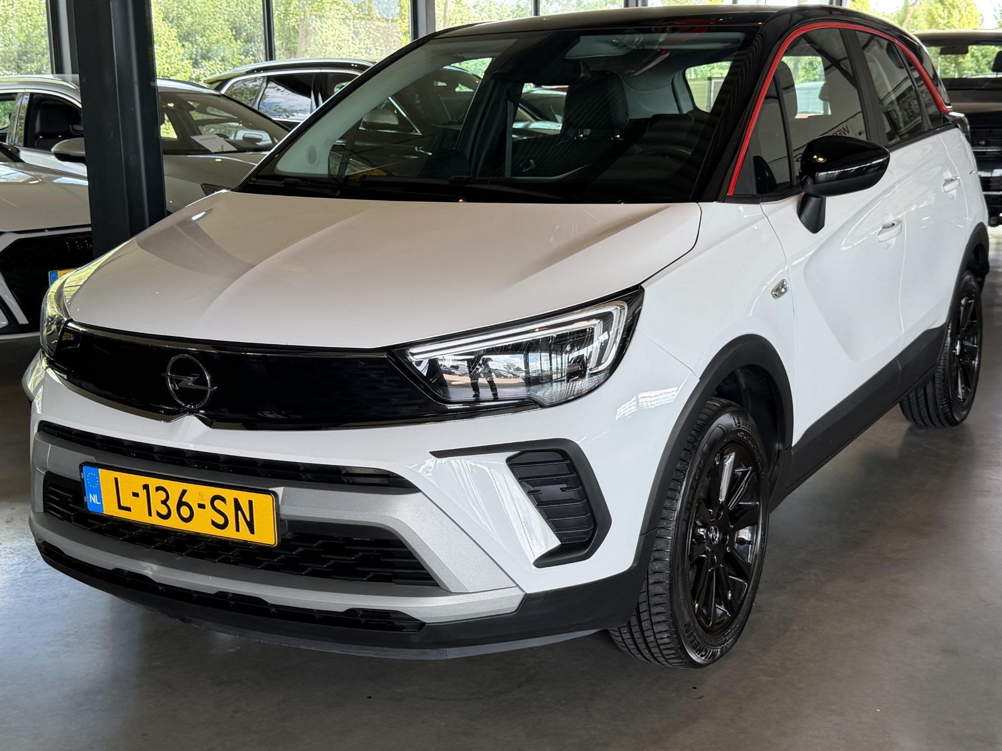Opel Crossland 1.2 Turbo GS Line, Auto's, Gebruikt, 1199 cc, Wit, Origineel Nederlands