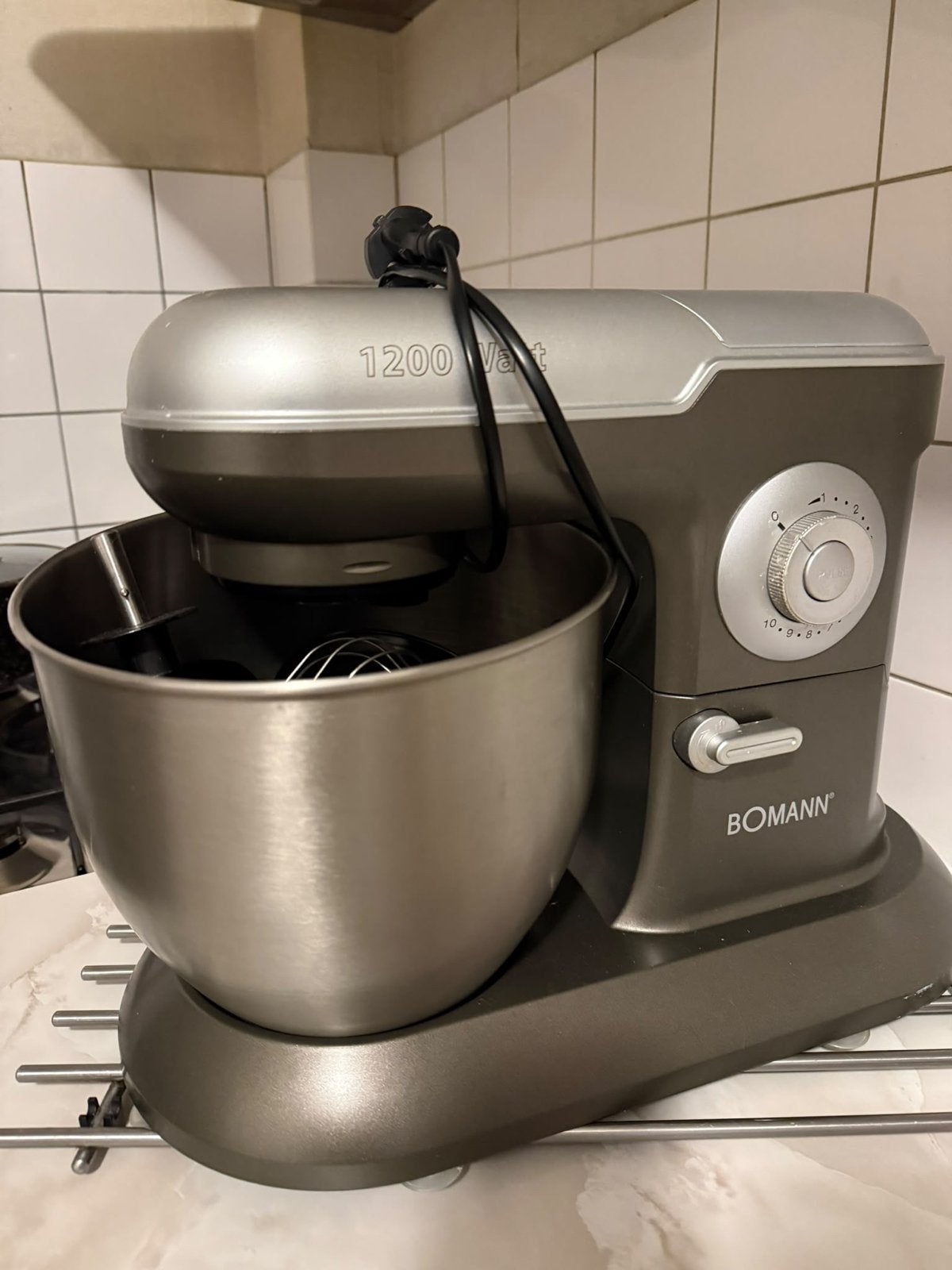 Bomann Keukenmachine 1200W met RVS kom en accessoires, 4 liter of meer, Ophalen of Verzenden, Gebruikt, 3 snelheden of meer