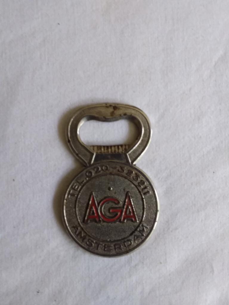 Flesopener Aga Amsterdam Aga Gassen ijzer 8 cm retro jaren60, Ophalen of Verzenden