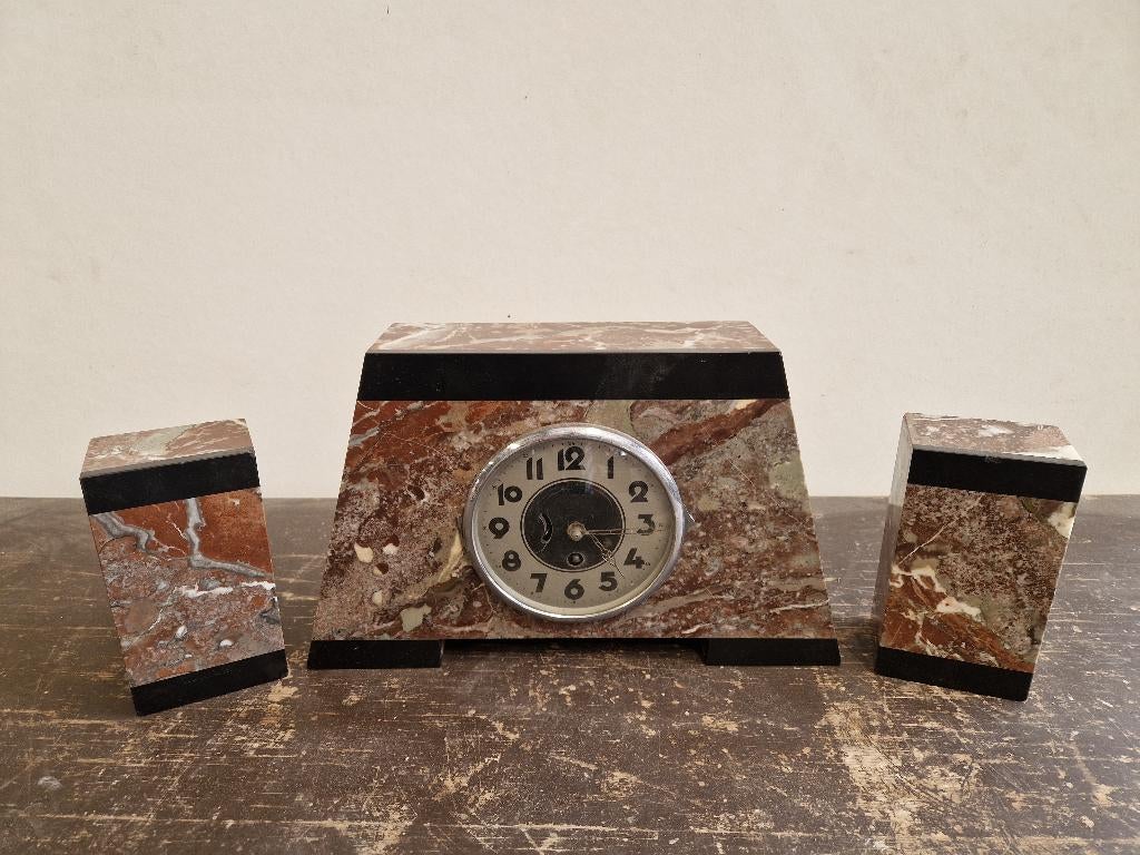 Prachtige marmeren pendule klok met 2 staanders, Ophalen of Verzenden
