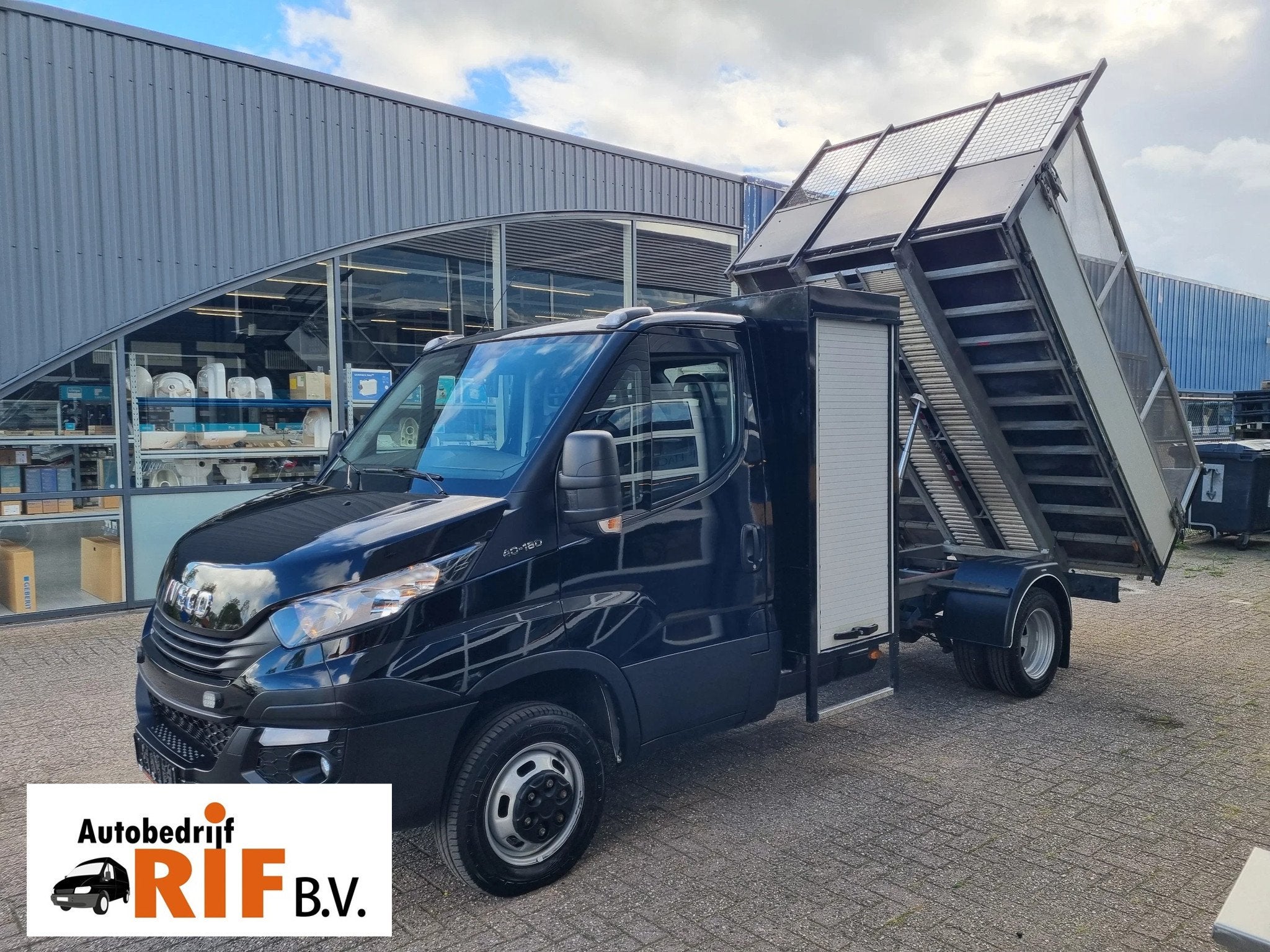 Iveco Daily 40C18/ 3.0D Kipper/ Hoge zijschotten/ 40.000 KM, Achterwielaandrijving, Gebruikt, Euro 6, 179 pk