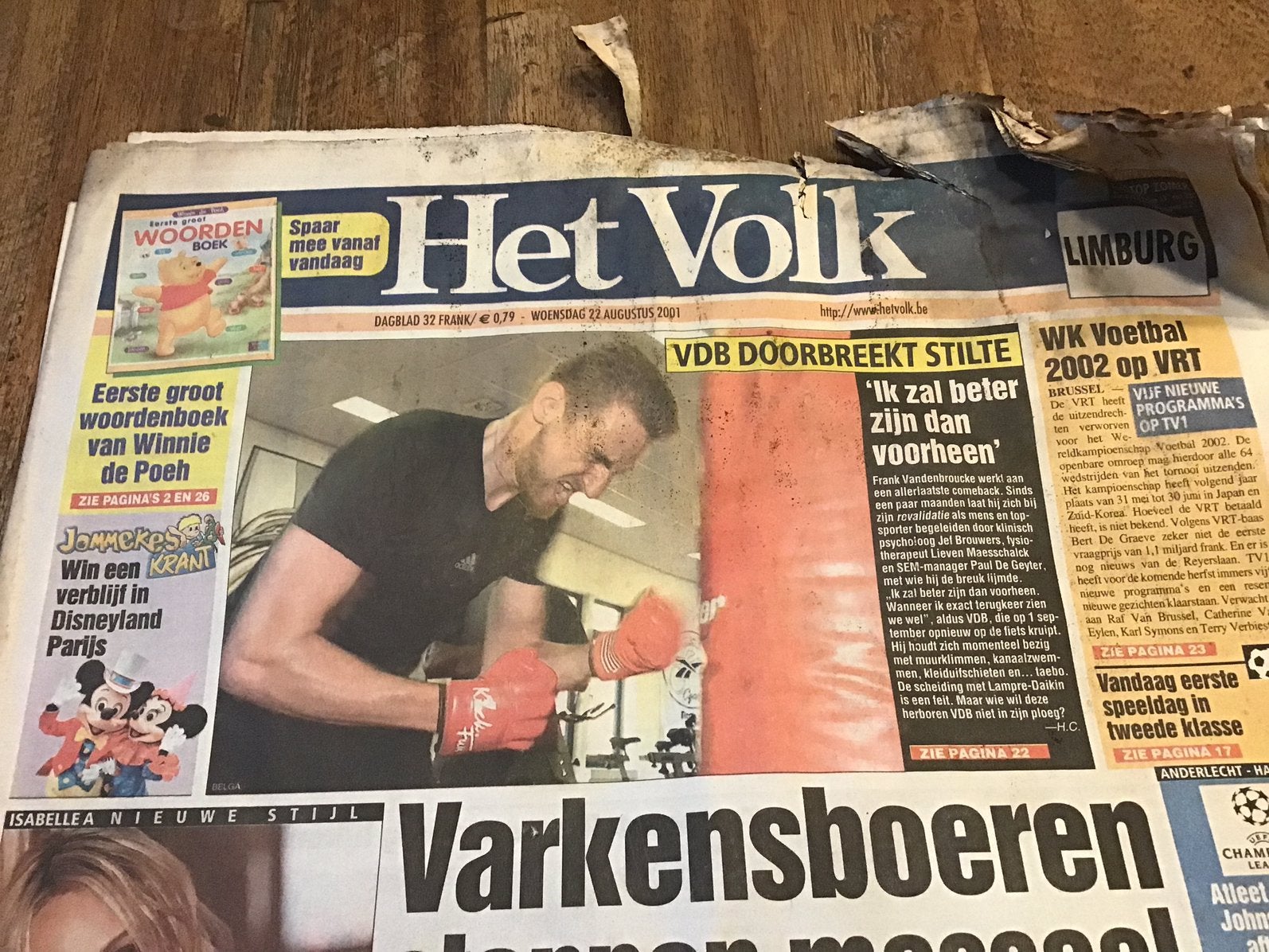 Oude krant Het Volk 22 augustus 2001, Ophalen of Verzenden, Voor 1920, Krant