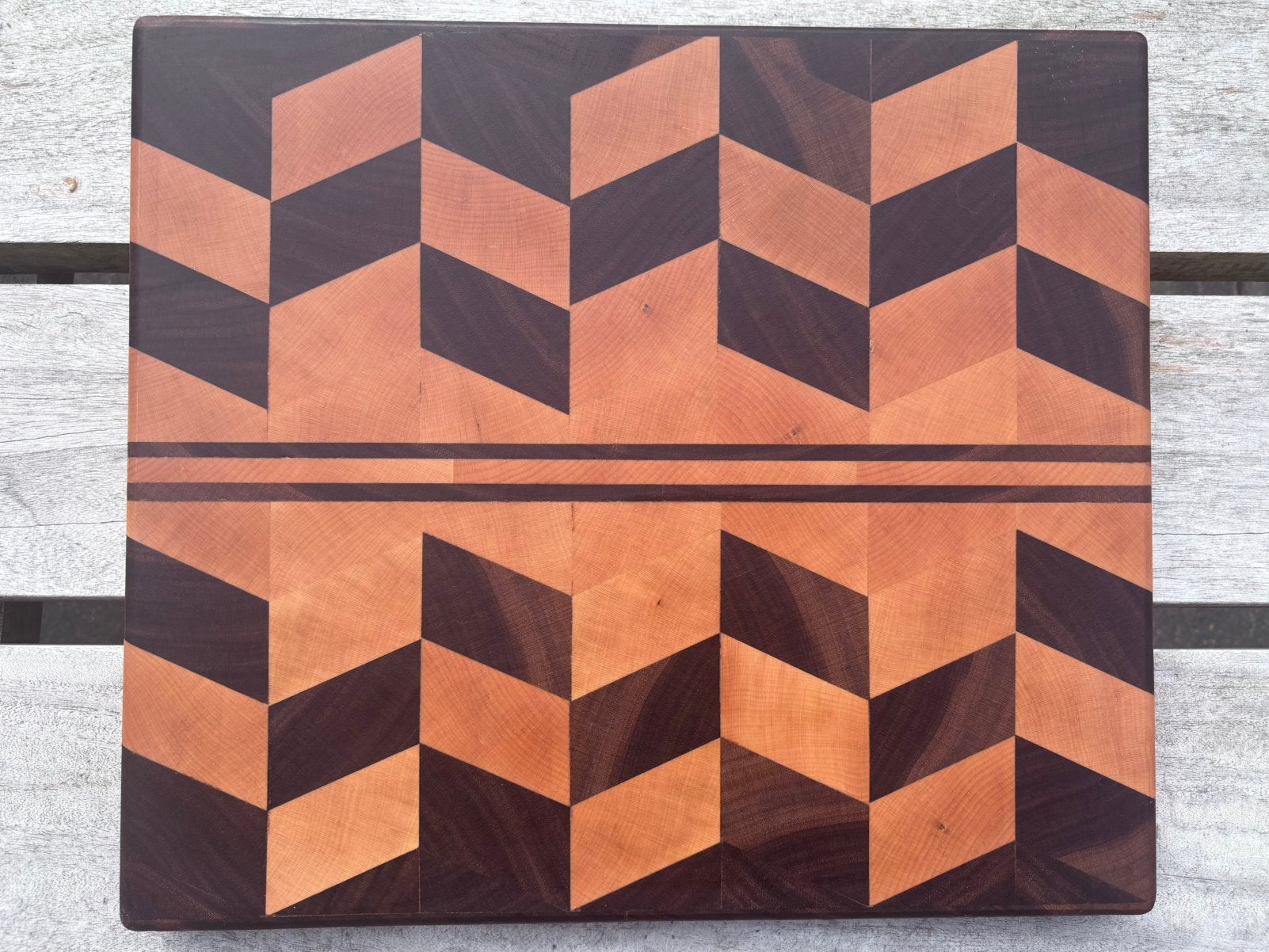 Handgemaakte End Grain Snijplank 40x35x3 cm, Huis en Inrichting, Snij-/serveerplank, Ophalen of Verzenden, Nieuw, Hout