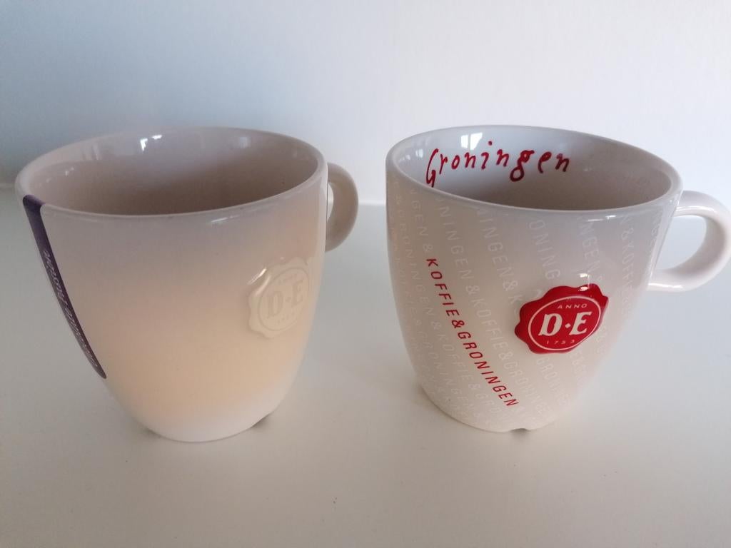 D. E. Douwe Egberts Kop Mok Groningen Chocolate Passion, Ophalen of Verzenden, Zo goed als nieuw, Overige stijlen, Kop(pen) en/of Schotel(s)