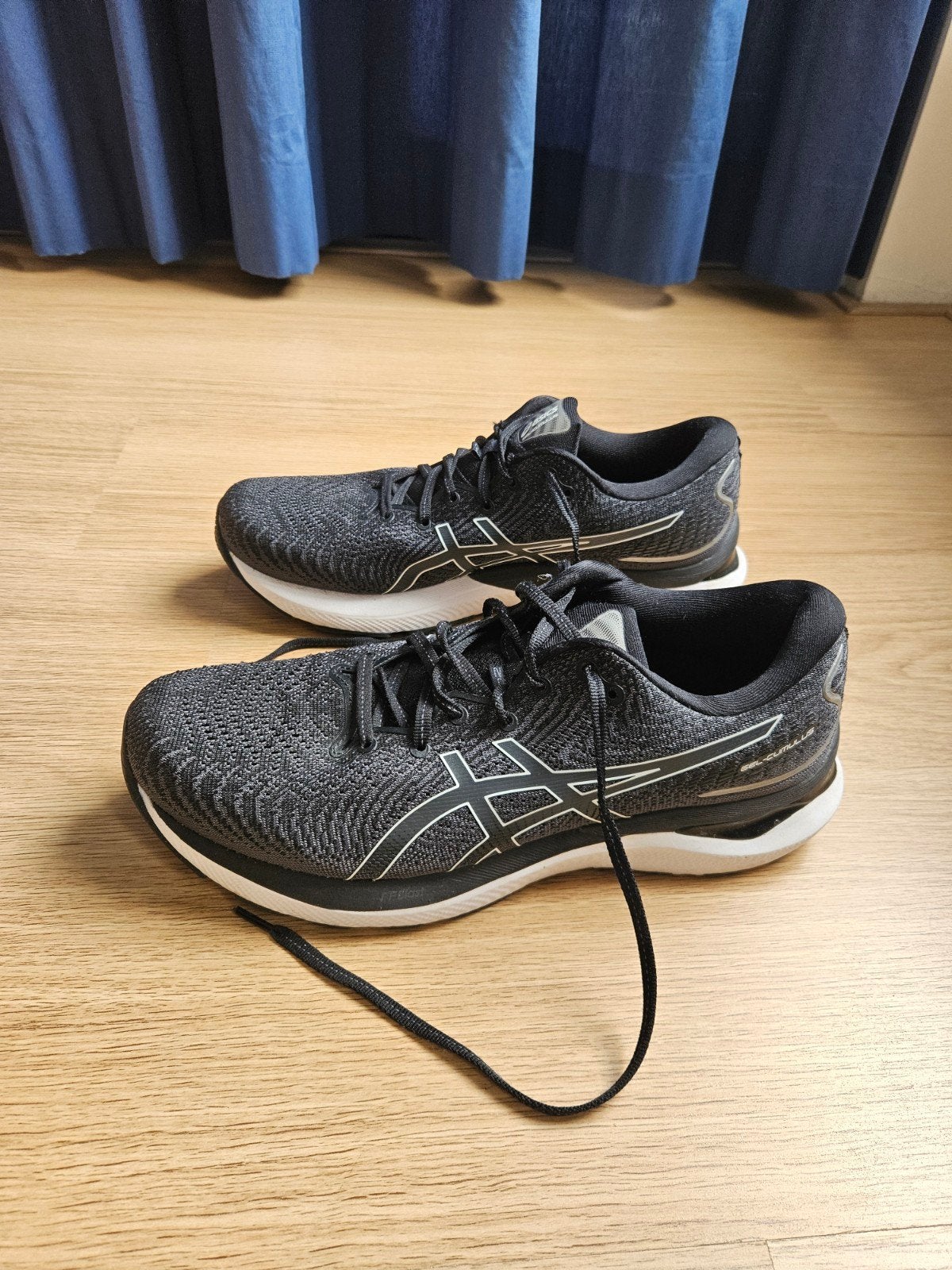 ASICS Cumulus 22 hardloopschoenen, Gebruikt, Hardloopschoenen, Ophalen of Verzenden, Hardlopen