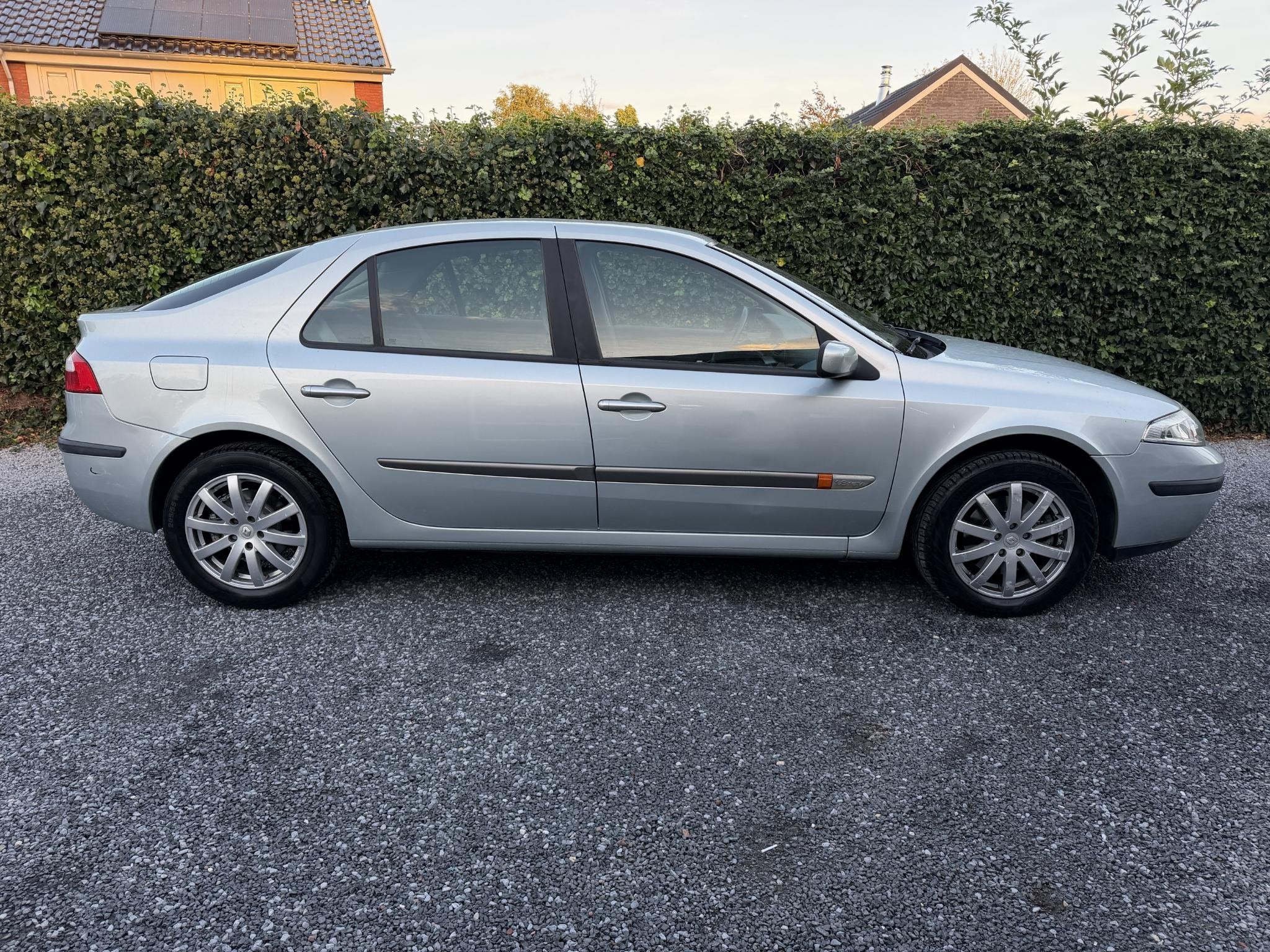 Renault Laguna 1.8-16V Expression | Autom. Airco | Cruise Co, Auto's, Laguna, Gebruikt, 4 cilinders, 1290 kg