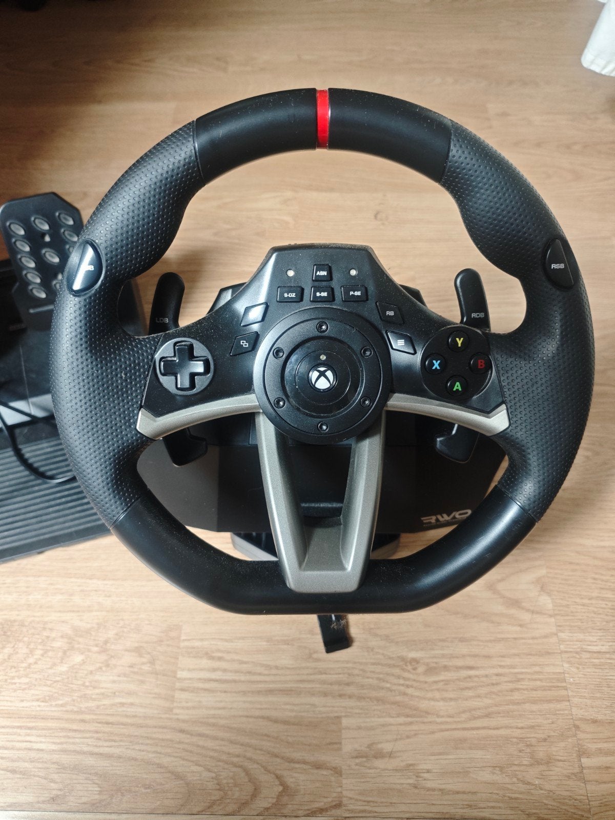 Hori racestuur met pedalen voor Xbox One/Series X/S, Ophalen of Verzenden, Gebruikt, Stuurtje of Sportattribuut, Xbox One