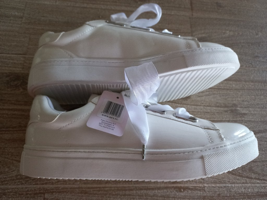 Nieuwe Fabs sneakers maat 41, Fabs, Wit, Nieuw, Ophalen of Verzenden