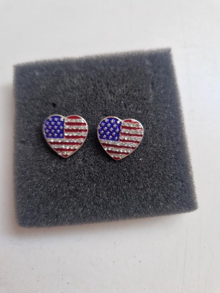 Hartjes Oorbellen Amerikaanse Vlag met Steentjes, Sieraden, Tassen en Uiterlijk, Ophalen of Verzenden