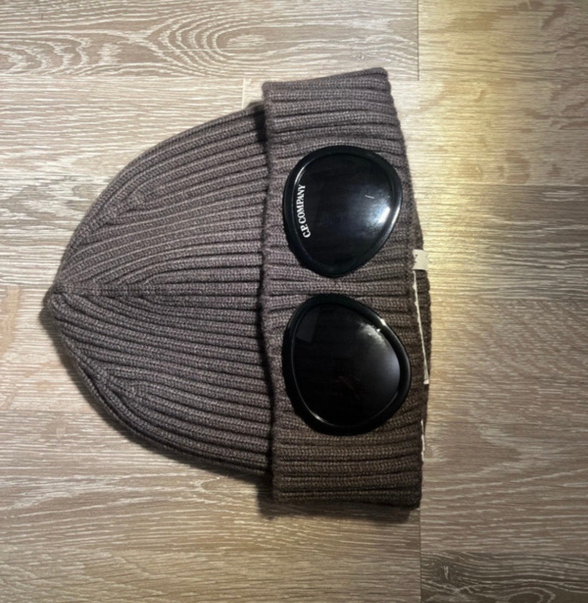 C.P. Company Muts met Goggles - Grijs, Ophalen of Verzenden, Zo goed als nieuw, One size fits all, Pet