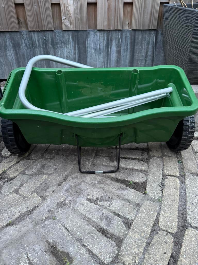 Strooiverdeler voor gazon en mest. Nieuw, Tuin en Terras, Ophalen of Verzenden, Nieuw, Overige soorten