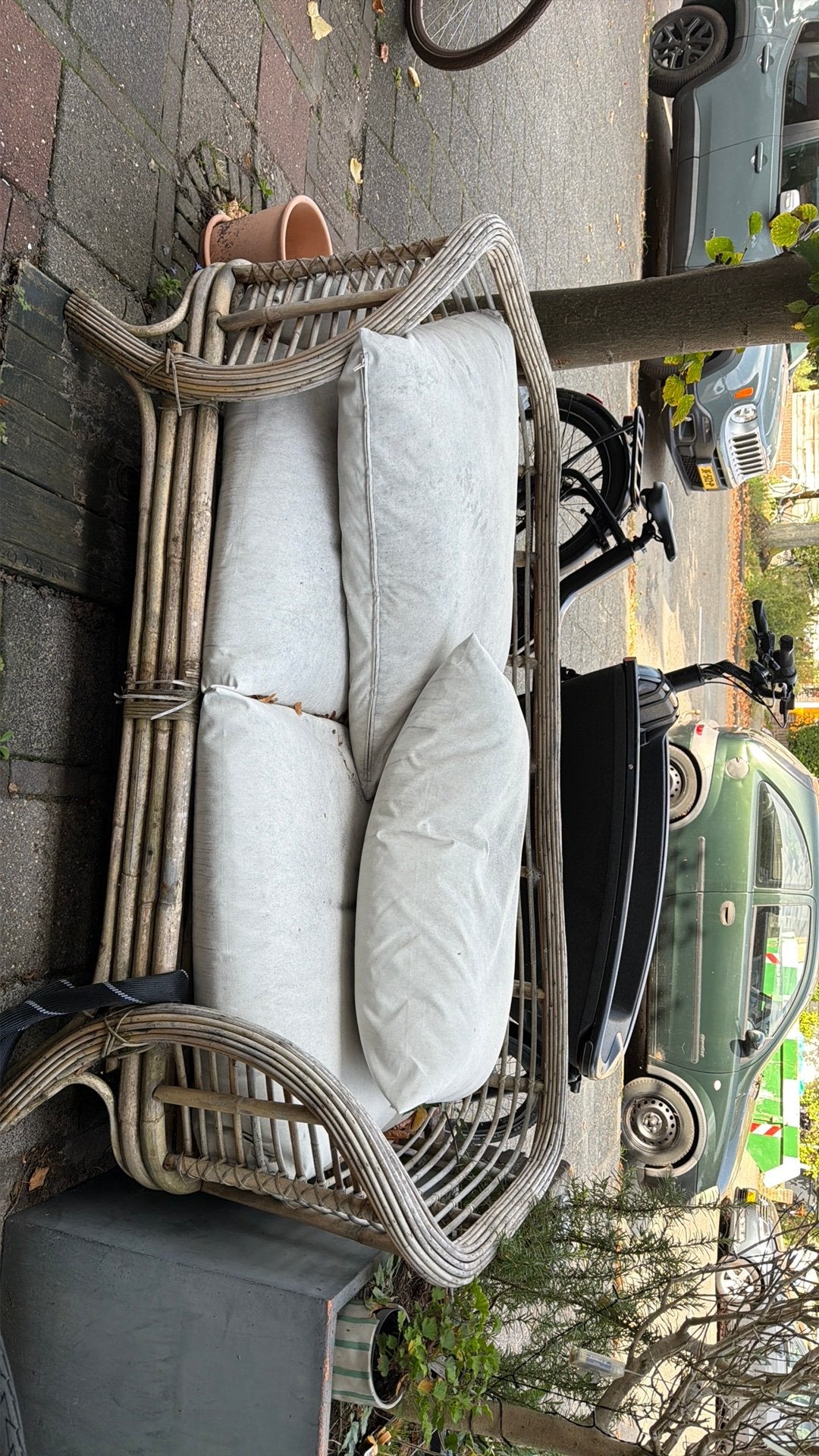 Outdoor sit, Ophalen, Gebruikt