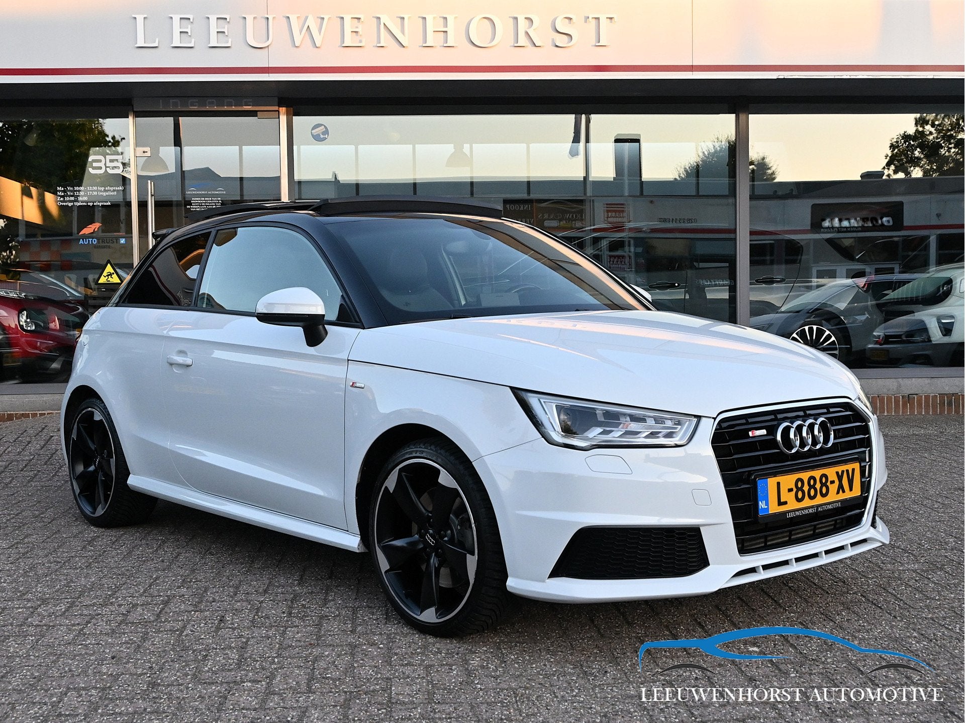 Audi A1 1.8 TFSI Sport Pro Line S AUTOMAAT, panodak, sportin, Auto's, 4 stoelen, 620 kg, Wit, Automatische klimaatregeling