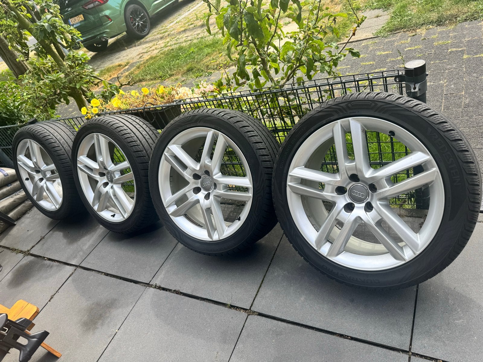 Audi A6 A4 19 inch S-Line Velgen met Vredestein Quatrac Pro+, Gebruikt, 255 mm, Banden en Velgen, All Season