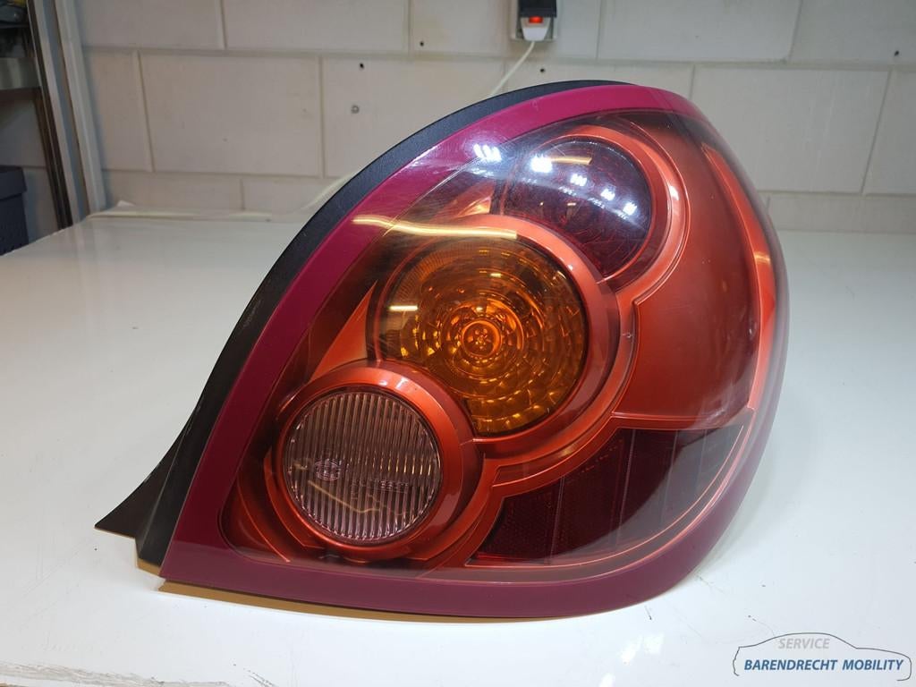 Achterlicht Nissan Almera facelift hatchback rechts passagie, Auto-onderdelen, Takashima 1-chome 1-1
220-8686  Yokohama, Ophalen of Verzenden