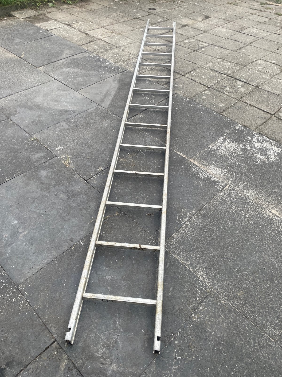 Stevige aluminium ladder - 3,60 meter, Ophalen, Gebruikt, Ladder, 4 meter of meer