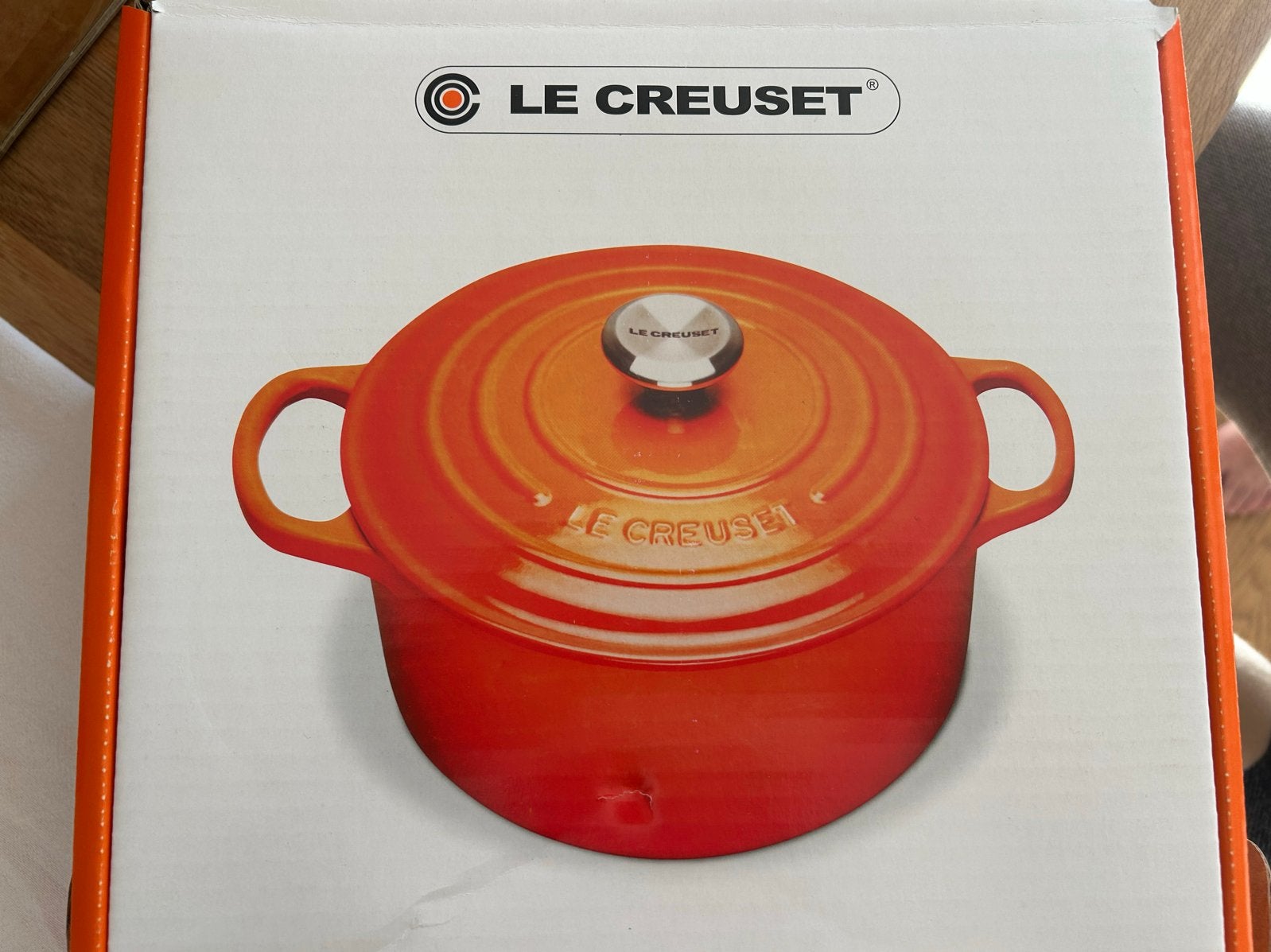 Le Creuset Braadpan 24 cm - Kersenrood Gietijzer, Nieuw, Le Creuset, Ophalen of Verzenden, Geschikt voor inductie