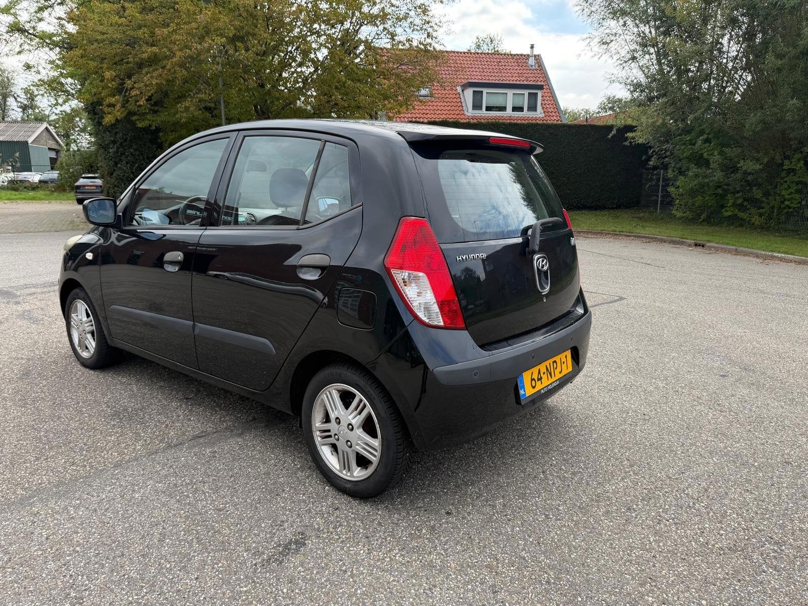 Foto 3 van Hyundai I10 1.1 Active Orange Babies Airco* CD speler*Zeer Z
