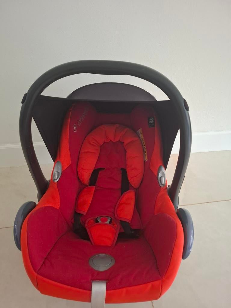 Maxi-Cosi autostoel met Easyfix base, Ophalen, Autogordel of Isofix, Gebruikt, Zijbescherming