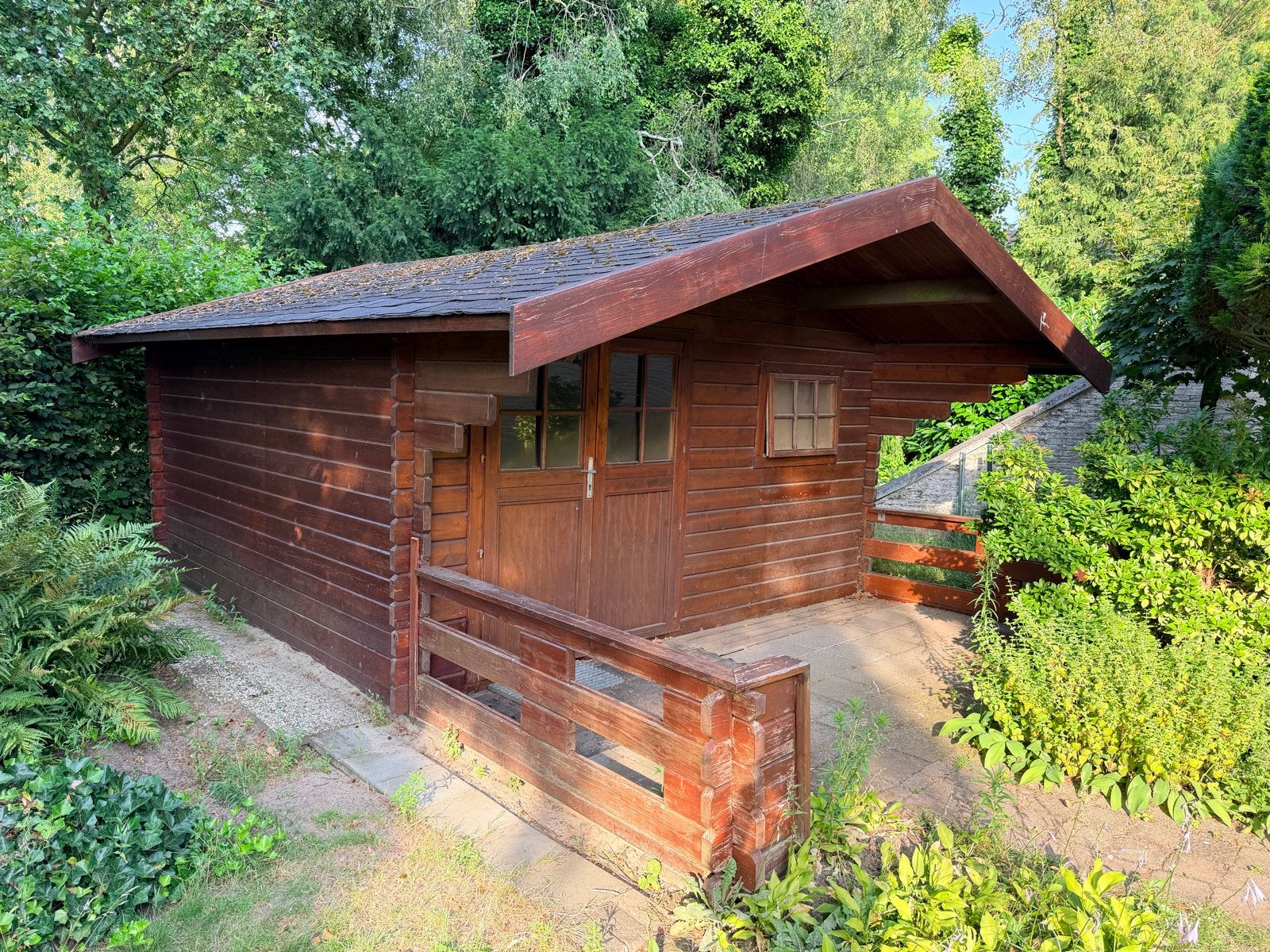 Houten Tuinhuis met Overkapping - Gebruikt, Tuin en Terras, Ophalen, Tuinhuis, 250 tot 500 cm, 2 ramen
