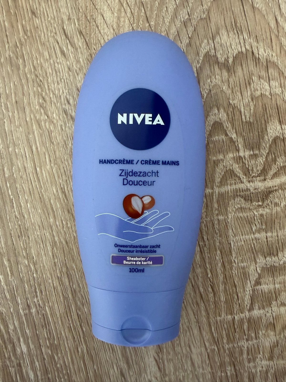 Nivea Zijdezacht Douceur Handcrème 100ml, Ophalen of Verzenden, Nieuw, Overige typen