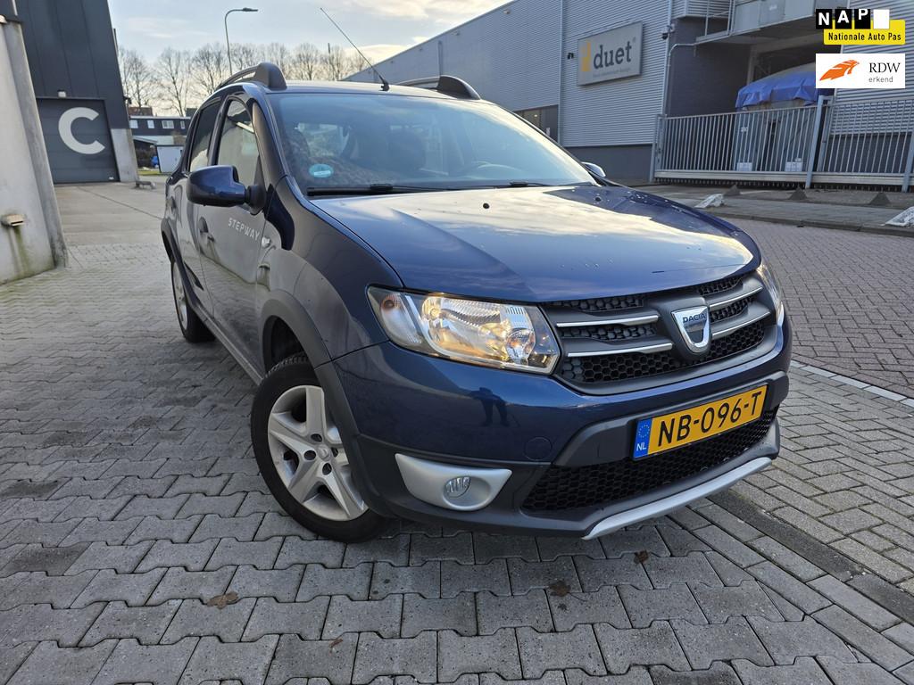 Dacia Sandero 0.9 TCe S&S Stepway Lauréate APK NAVI AIRCO, Voorwielaandrijving, 898 cc, 40 €/maand, Euro 6