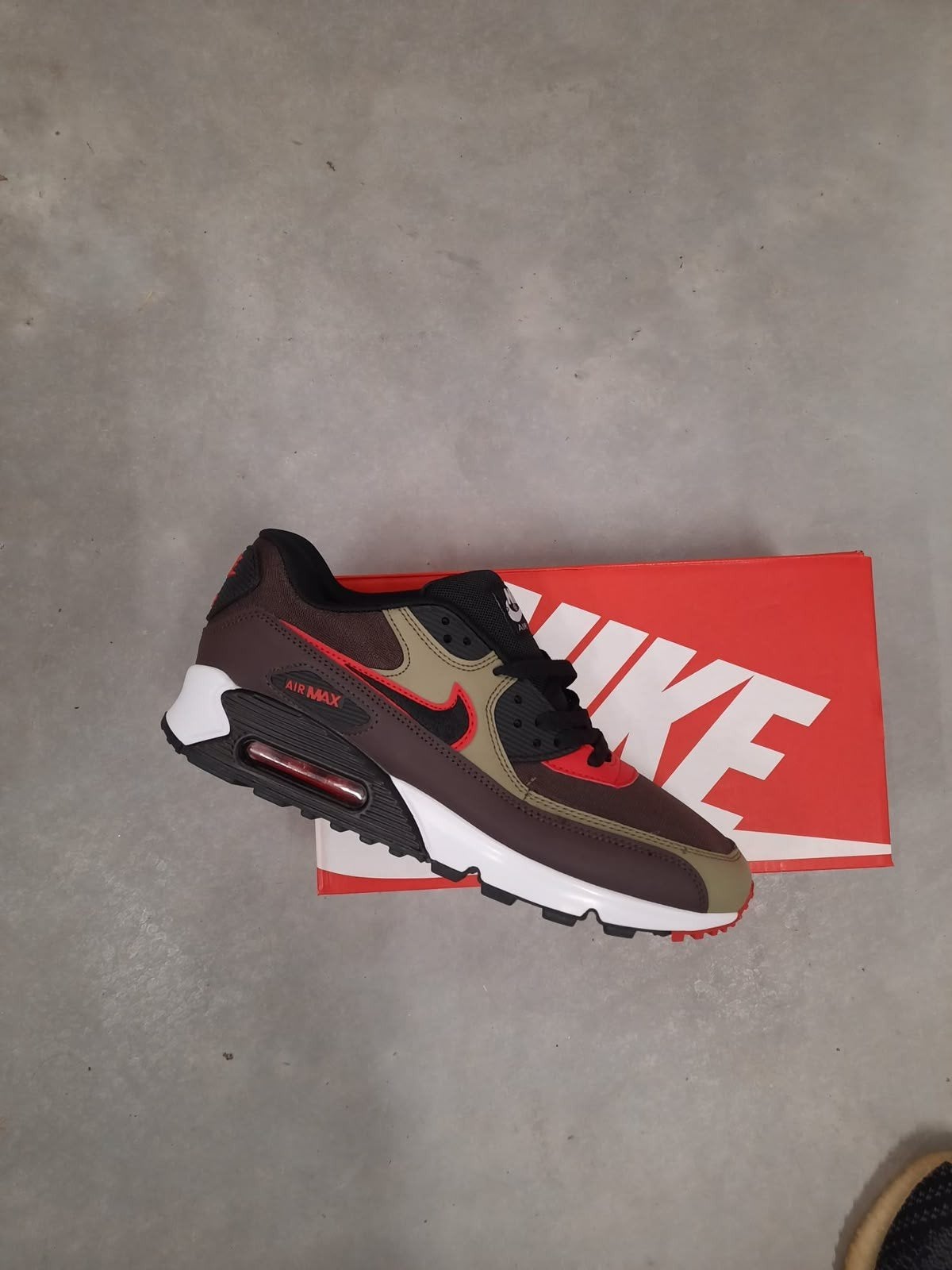 partij merkkleding 100 paar nike Airmax 2250€!!, Kleding | Heren, Schoenen, Ophalen, Nieuw, Zwart