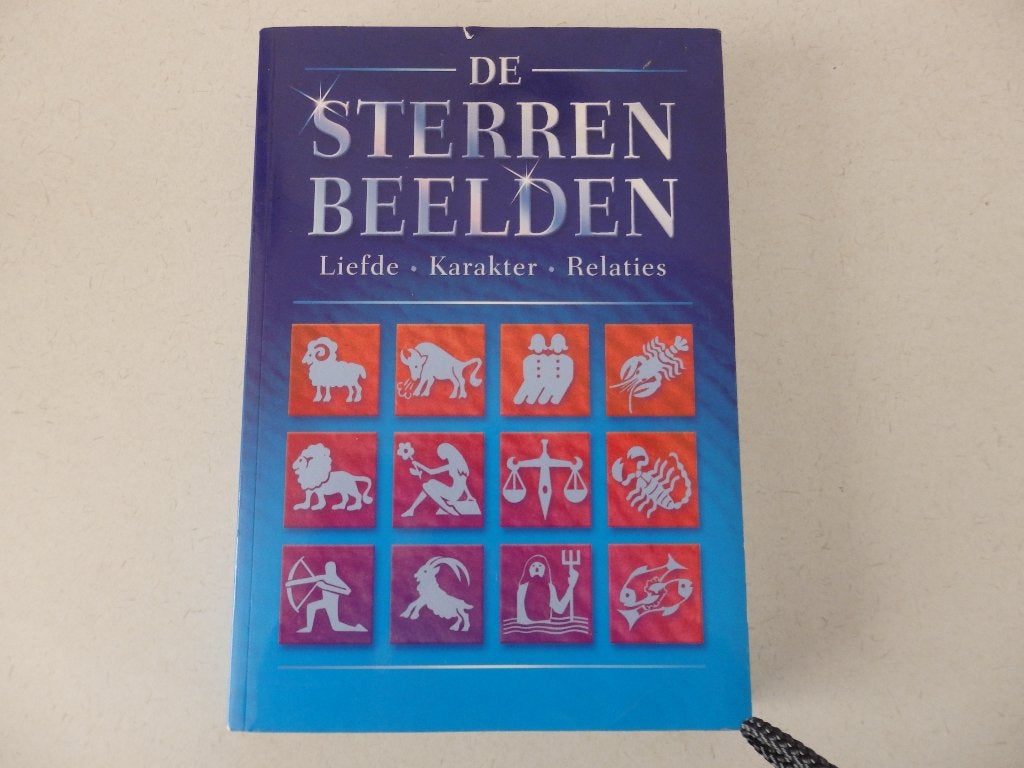 De Sterrenbeelden, Ophalen of Verzenden, Zo goed als nieuw